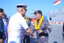 เมื่อวันที่ ๒๙ พฤศจิกายน ๒๕๖๑ พลเรือตรี สุทิน หลายเจริญ ผู้อำนวยการท่าเรือสัตหีบ ฐานทัพเรือสัตหีบ เป็นผู้แทน ฐานทัพเรือสัตหีบ ให้การต้อนรับ Commodore Lrwansyah ผู้บังคับหมู่เรือฝึก Captain Amrin Rosihan ผู้บังคับการเรือ KRI BUNG TOMO – 357 และ Captain End